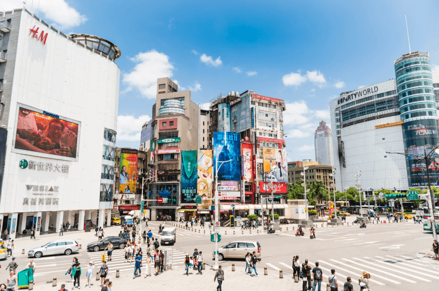 Day 3: First Look at Taipei: National Palace Museum × Ximending × Taipei 101 Night View